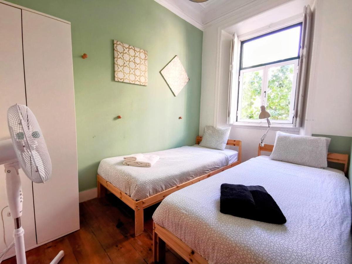 Tradicional Portuguese Apartment Lisbon Luaran gambar