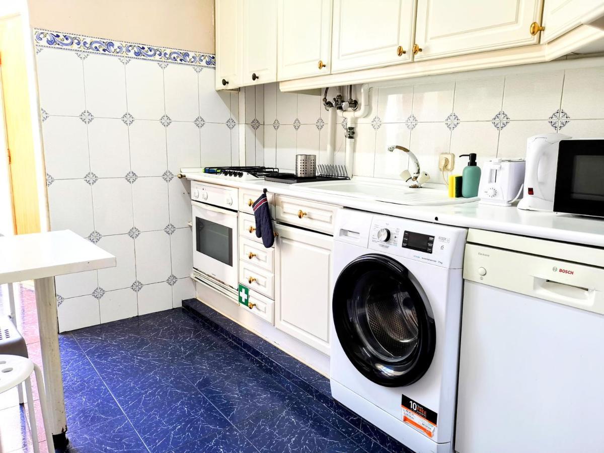 Tradicional Portuguese Apartment Lisbon Luaran gambar
