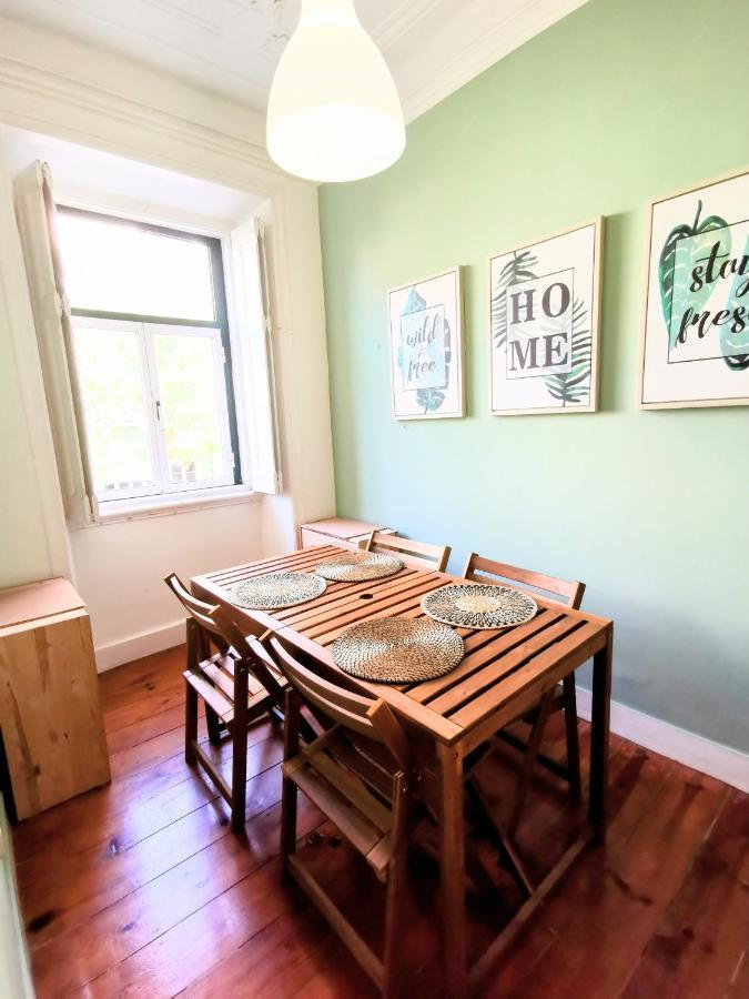 Tradicional Portuguese Apartment Lisbon Luaran gambar